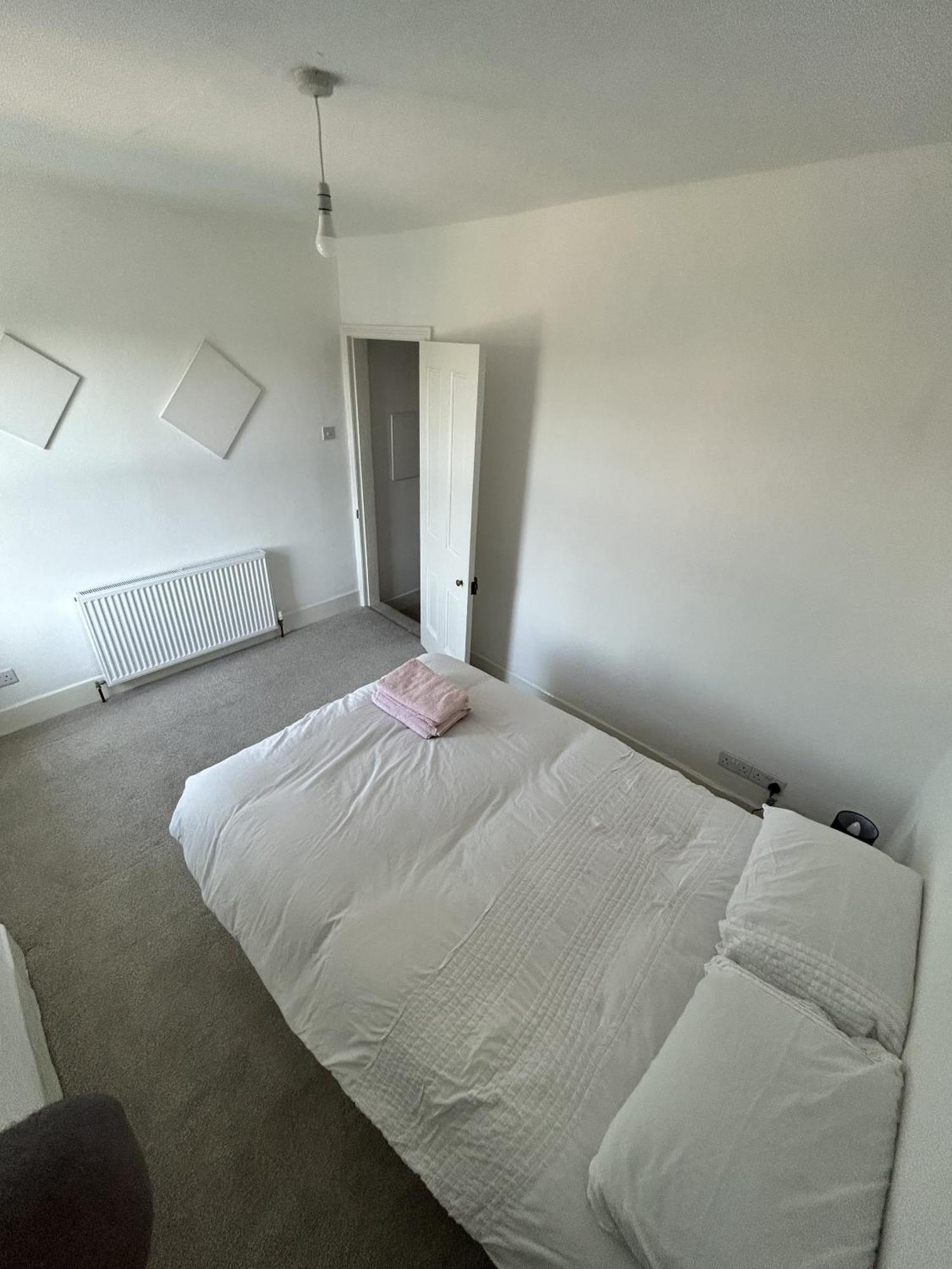 Canvas House Villa คาร์ลไอเอิล ภายนอก รูปภาพ